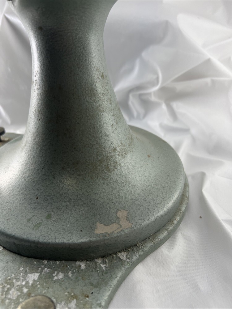 Vintage August Sauter Scale