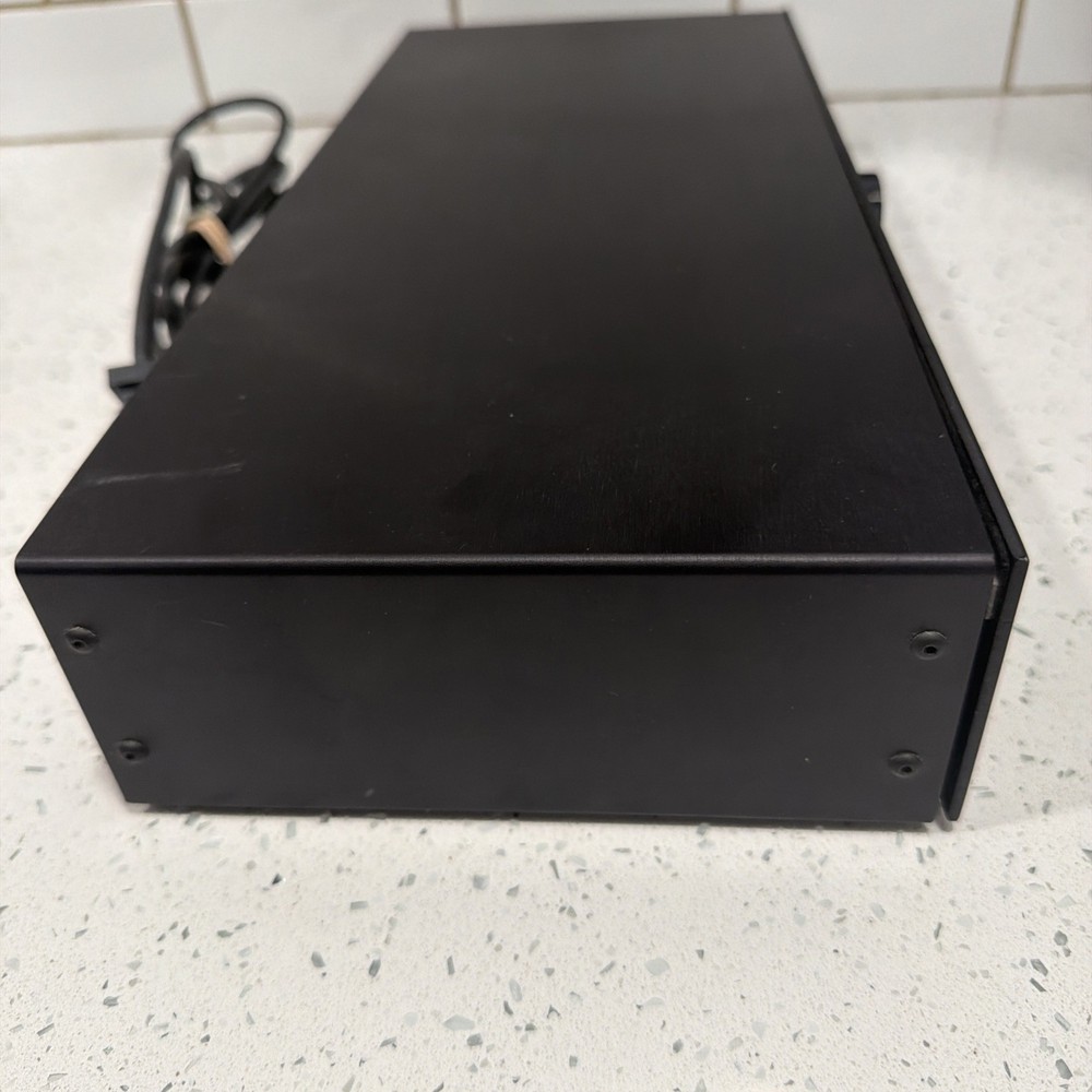 BBE BARCUS-BERRY MODEL 2002R SIGNAL PROCESSOR SONIC MAXIMIZER