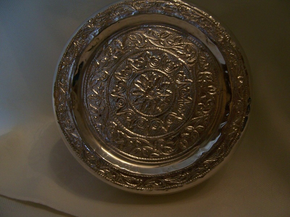 ELEGANT VINTAGE EAST INDIAN SOLID SILVER COVERED PLASTIC BOX W/ COMPARTMENTS