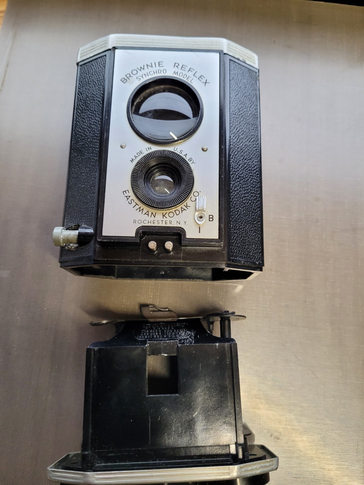 Brownie Reflex Synchro Model Kodak Camera Vintage Untested MADE IN USA