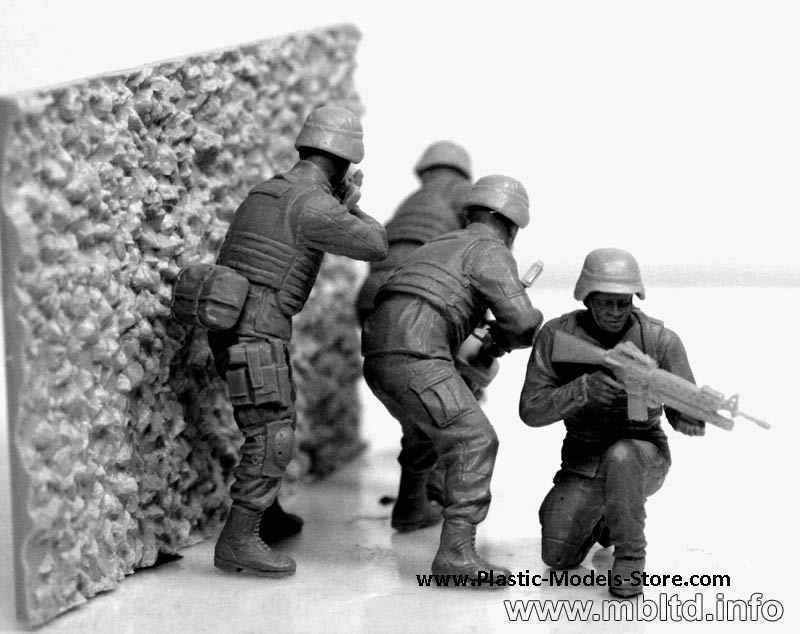 Master Box 3575 Events. Kit #1 US Marines model scale 1/35