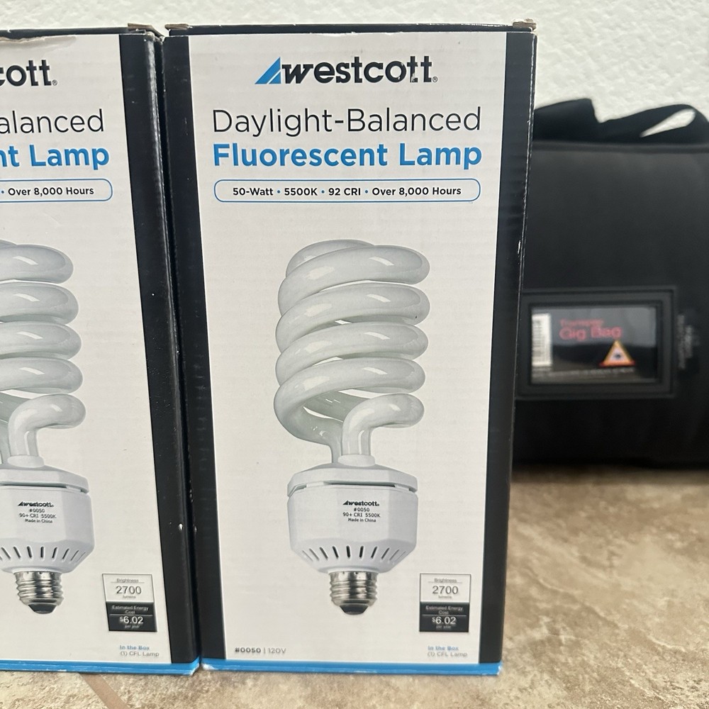 Westcott Spiderlite TD6 Kit 2 Lights Stands Case 6 Bulbs Brackets Continuous