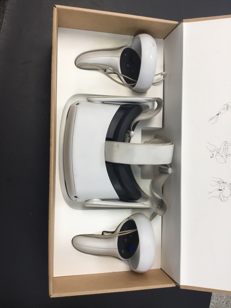 Meta Quest 2 VR Headset 64GB w/ Controllers