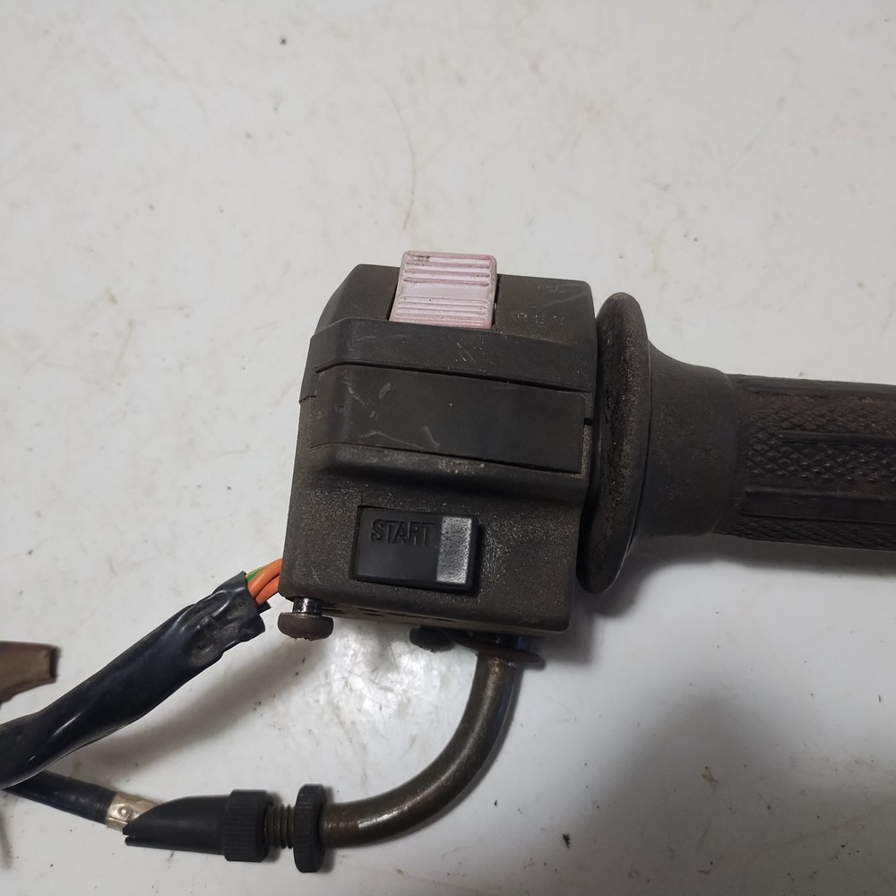 1993 Suzuki VX800 Right Handlebar Kill Switch Throttle Cables