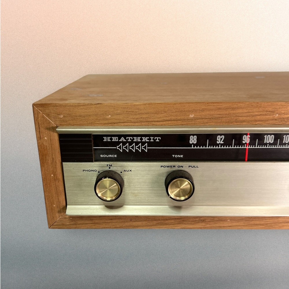 HEATHKIT SOLID-STATE MONO FM RECEIVER MODEL AR-27 Excellent Working Condition.