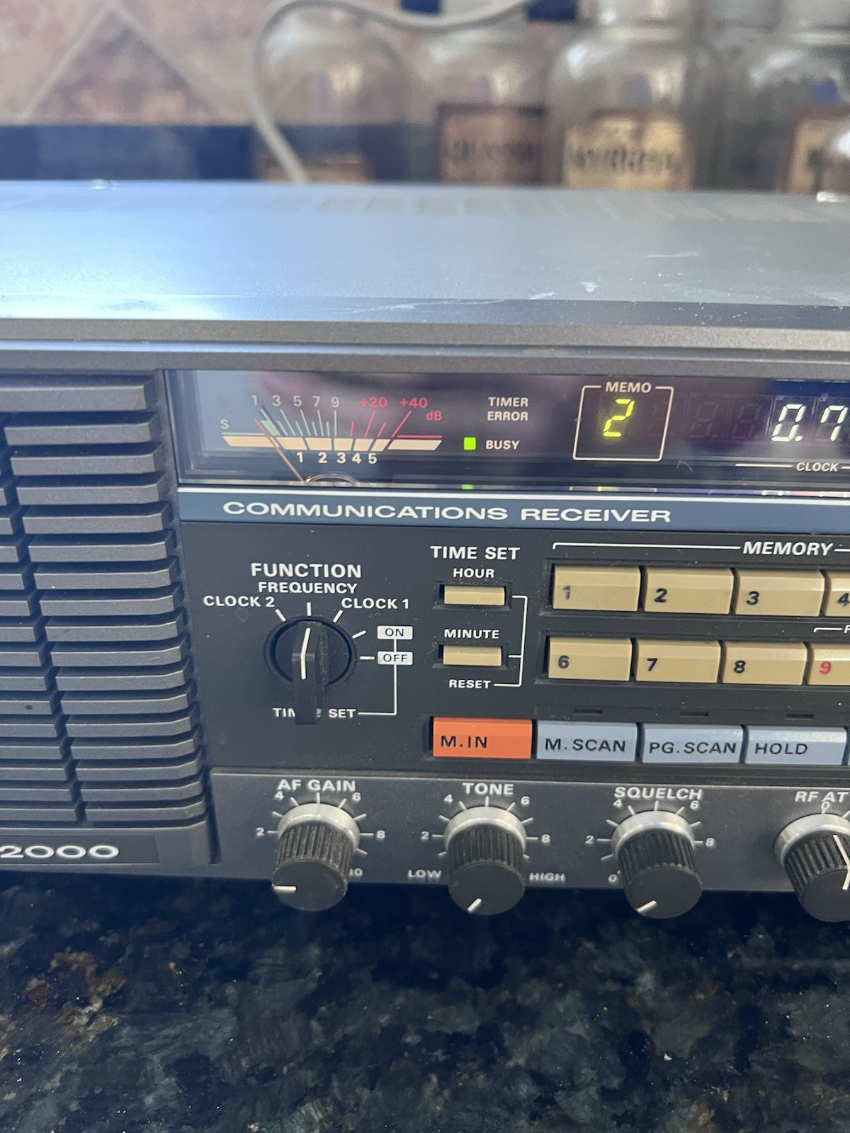 KENWOOD R-2000 Shortwave AM Fm CW LSB Radio Communications Receiver Working