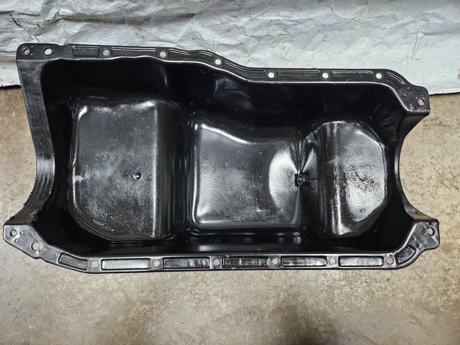 OMC Cobra Volvo Penta GM 3.0 Oil Pan Reservoir Basin 3854015