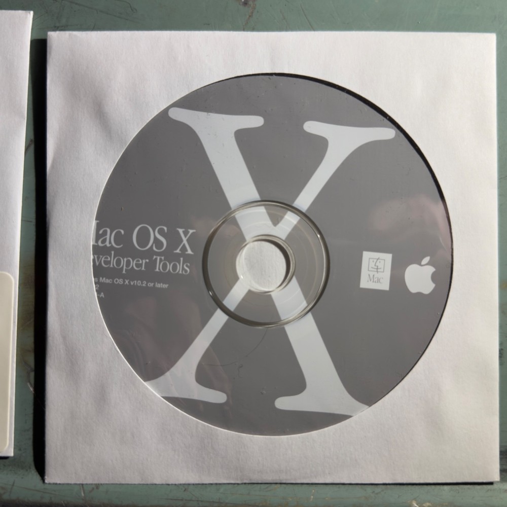 Apple Mac OS X Server 10.2 Jaguar NFR Complete, Mac OS 9 Netboot, WebObjects 5.1