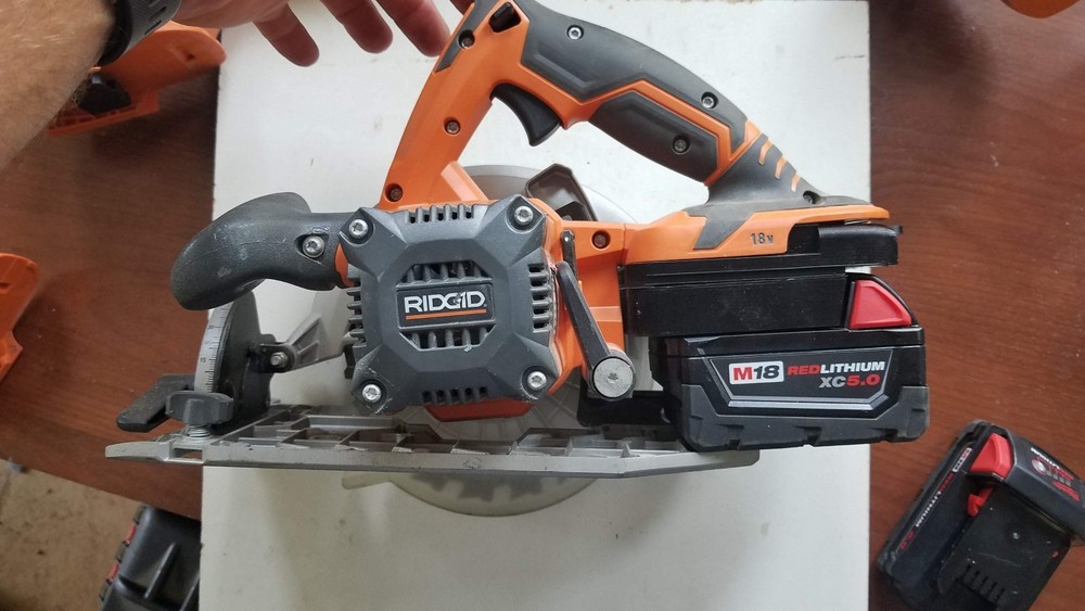 Rigid 18v tools to M18 battery adapter