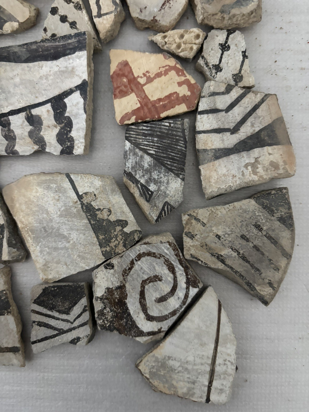 30+ Ancient Anasazi Native American Pottery Shards Arizona L8-D FREE SHIP