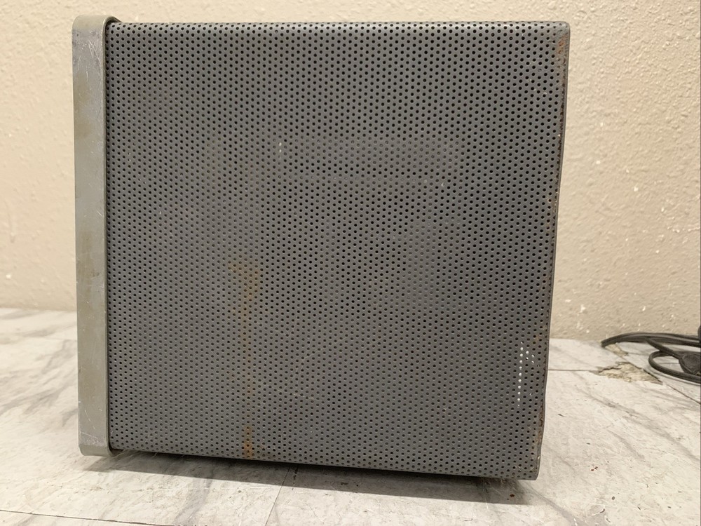 Hammarlund HQ-100 General Coverage HF/AM Ham Radio Receiver Untested