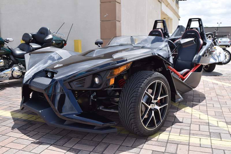 Cipher Black+Red Piping Racing Seats & Seat Brackets for 15-23 Polaris Slingshot