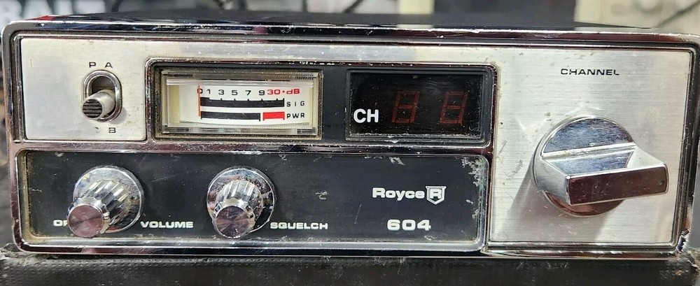 Royce 604 40 Channel CB Radio (Working)