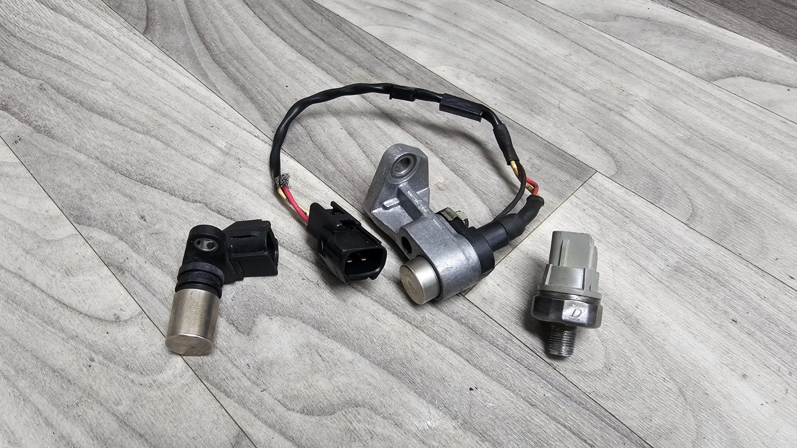 96-02 4RUNNER Tacoma 3.4L 5VZ Cam Crank CAMSHAFT CRANKSHAFT OIL Sensor Kit OEM