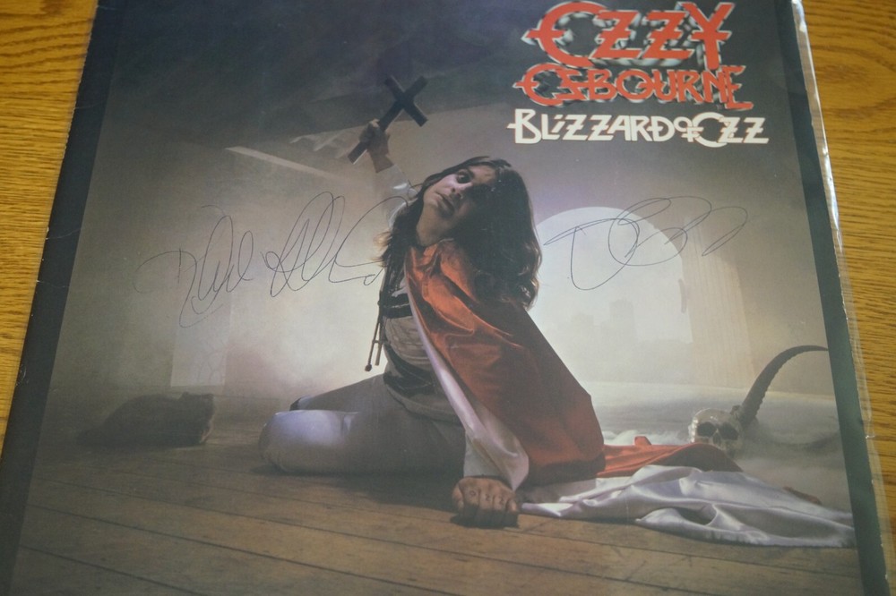 Ozzy Osborn & Randy Rhoads Autographed Blizzard of Ozz Album COA