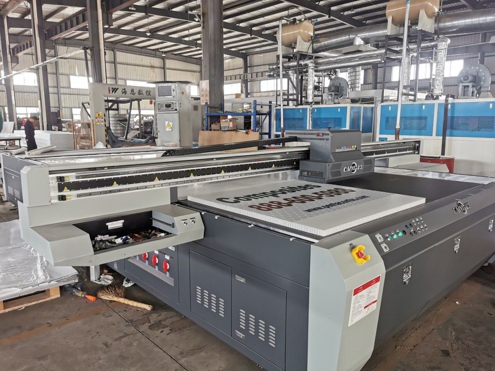 Outdoor big scale UV printing