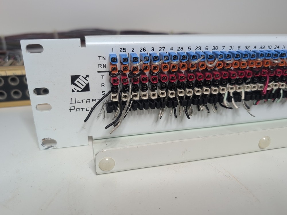 ADC Ultrapatch 48 Point Patchbay Panel Cables Pro Patch Bay