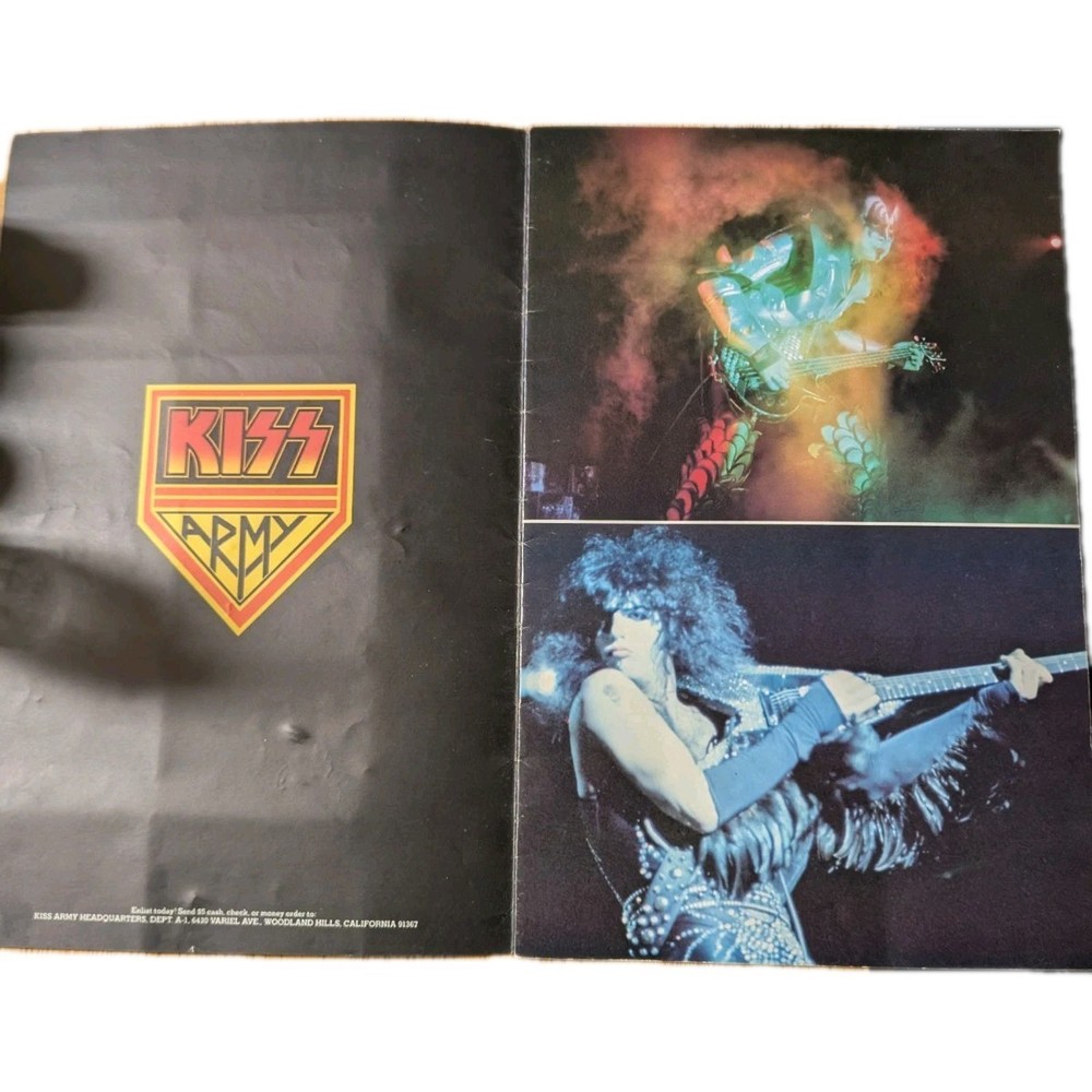KISS World Tour '77 & '78 Vintage Concert Program Tourbook Love Gun Alive II