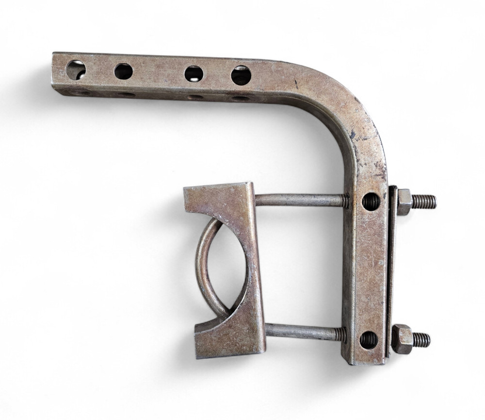 ×1pcs Used Rosemount Mounting Bracket for Pressure Transmitter