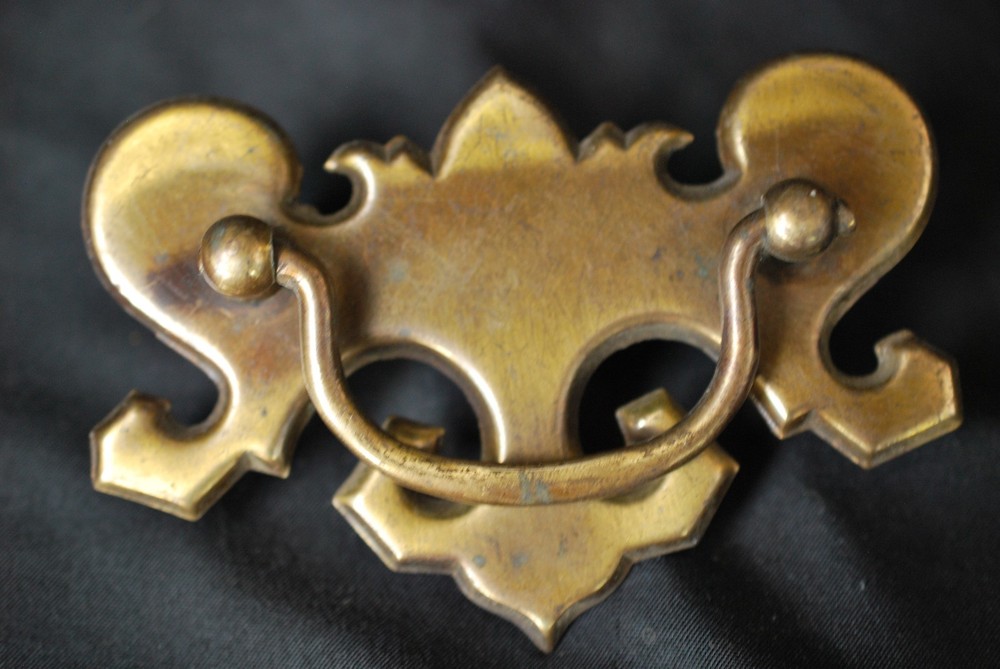 Pair Vintage Fleur-de-Lis Brass Drawer Pulls 2.25" OC Posts 3.75" Length