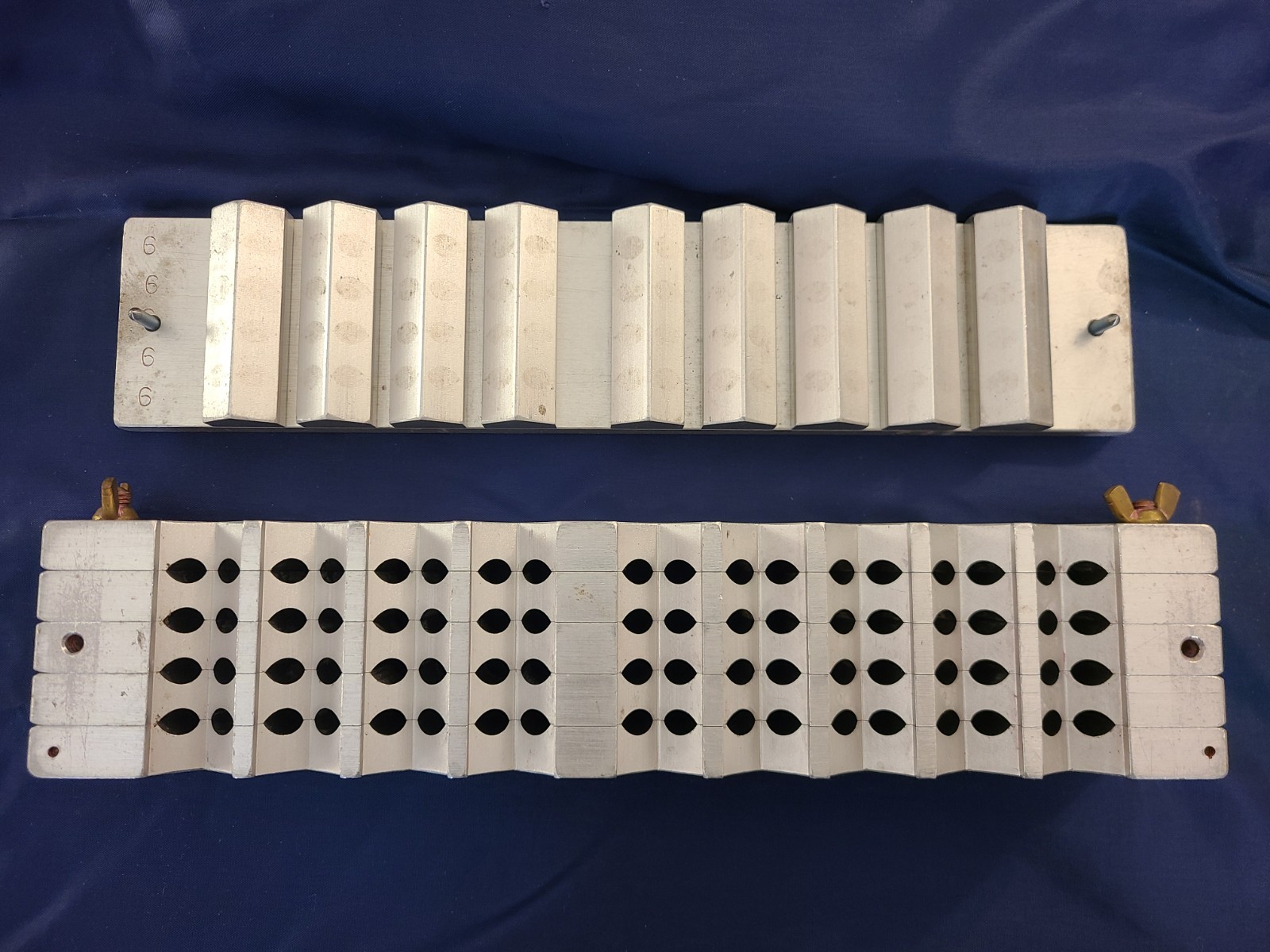 Lipstick Molds. Cavalla Teardrop 12.1 , 72 Cavity