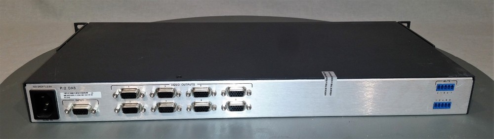 EXTRON P/2 DA8 DISTRIBUTION AMPLIFIER