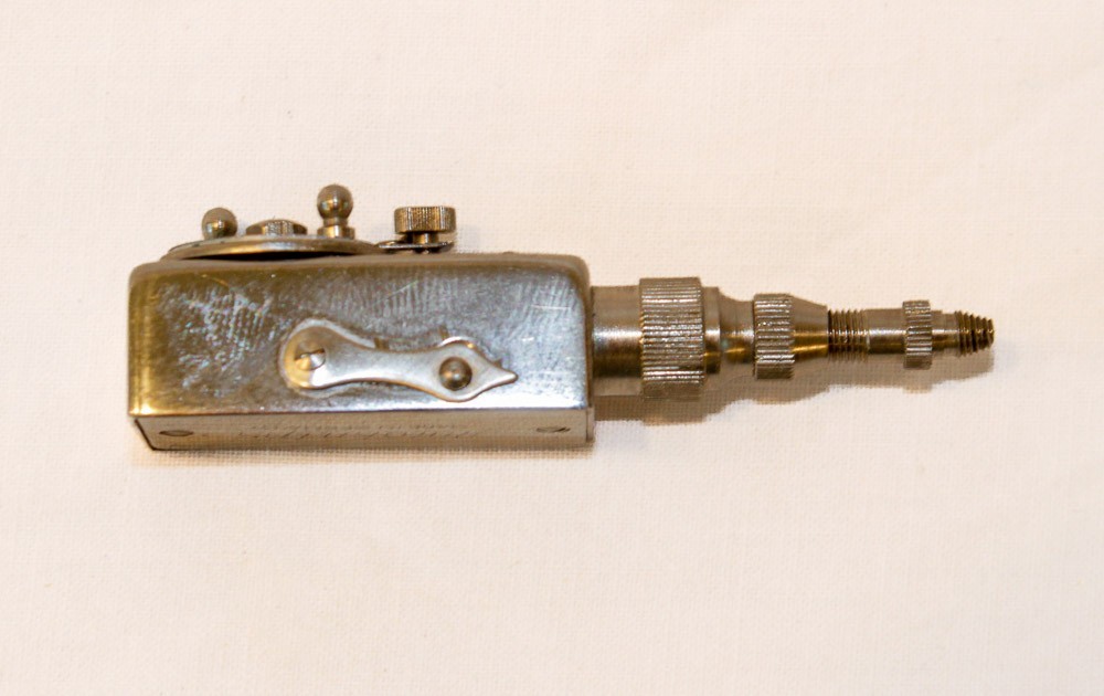 Autoknips Model V mechanical self-timer shutter release