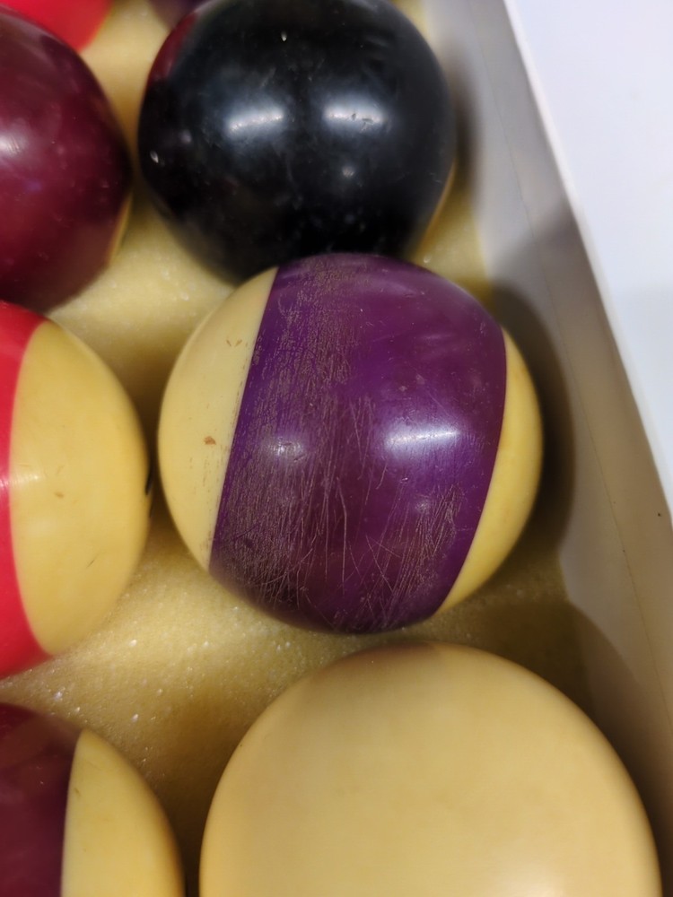 VINTAGE BILLIARD POOL BALLS COMPLETE SET 16pc. Unknown Brand