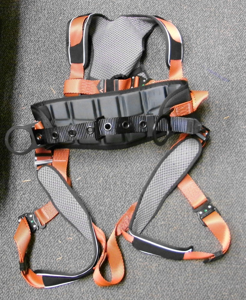 Malta Dynamics B2202 Warthog Max Comfort Full Body Harness