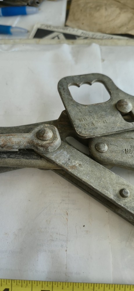 Klein 1613-40BH Chicago Grip Latch 4500lbs Cable Puller.