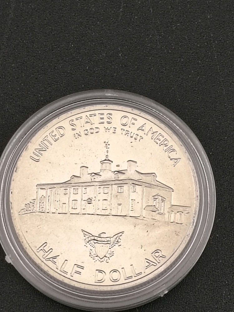 ​1982-D George Washington 250th Anniversary 90% Silver Half Dollar Uncirculated
