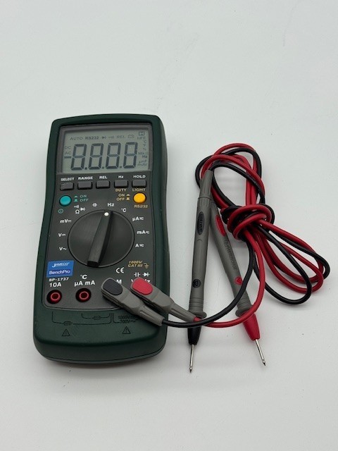Jameco MS8226T TRUE RMS Multimeter Auto Range DMM Capacitance Temperature Meter