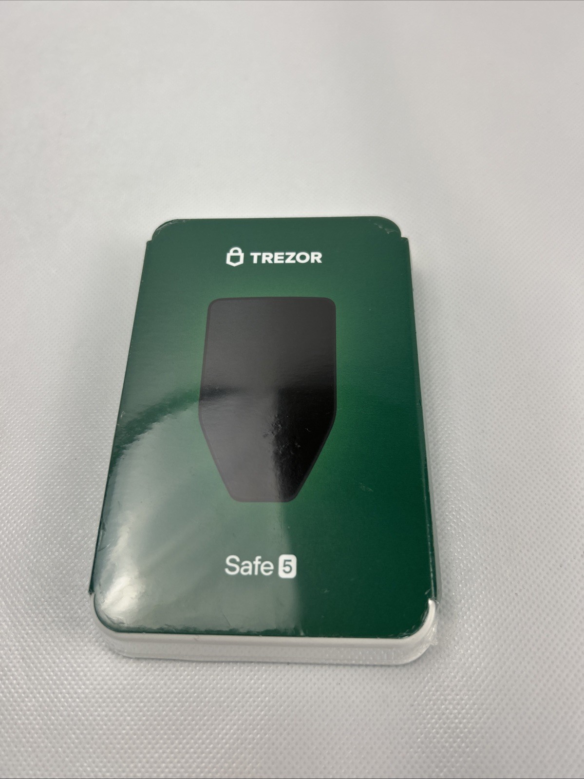 Trezor Safe 5 - Crypto Hardware Wallet with Secure Element & Passphrase NEW