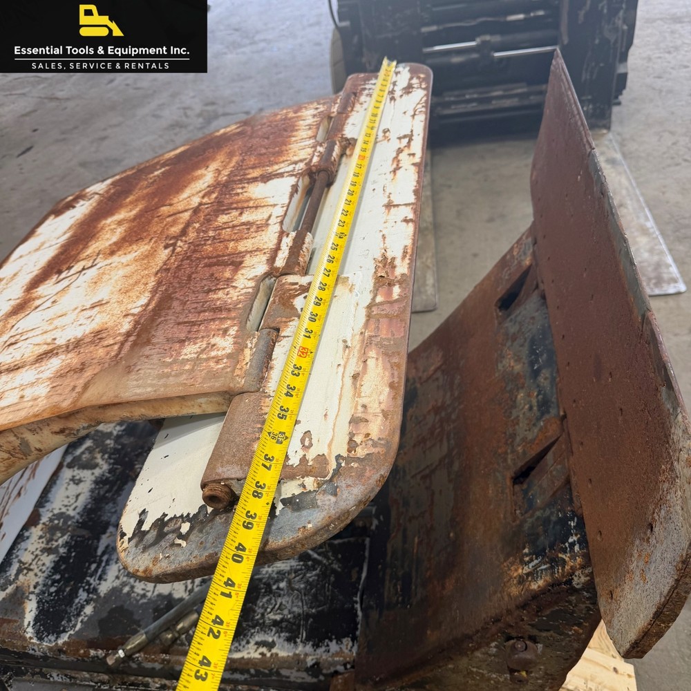 Cascade Rotating Paper Roll Forklift Clamp Class IV 4