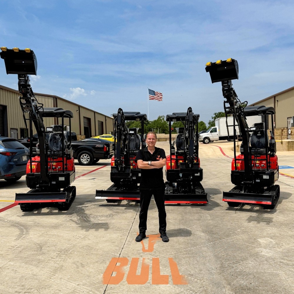 BULL 22-X Excavator