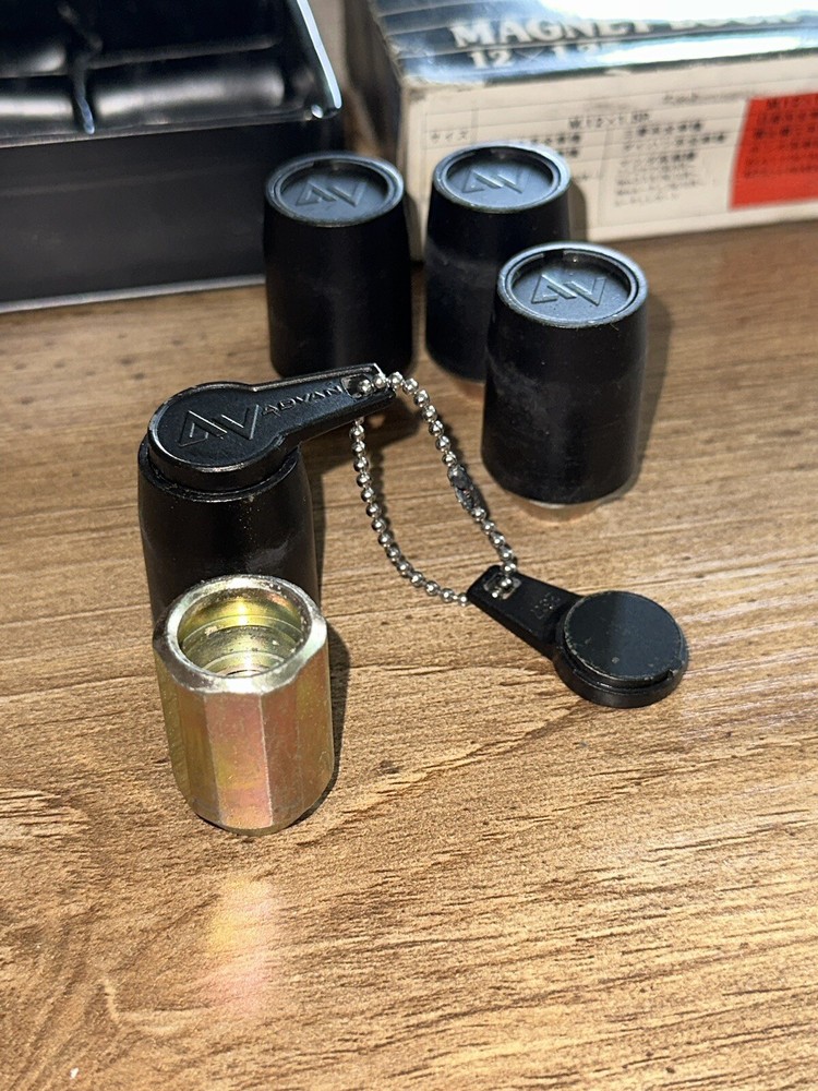 ADVAN Yokohama Magnet Wheel Locks Black