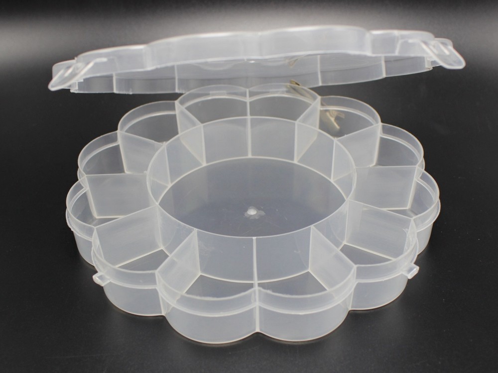 Clear Plastic Flower Box Case 13 compartments Beads Display Storage Container