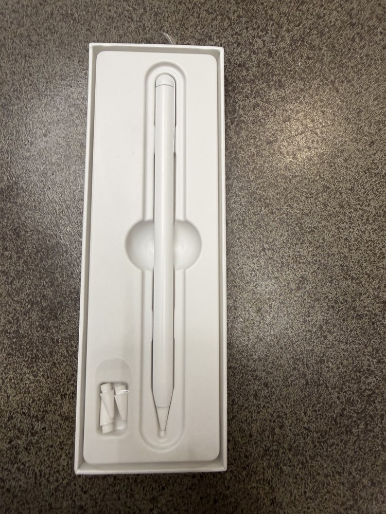 ipad bluetooth stylus with extra tips and with box and charging cord