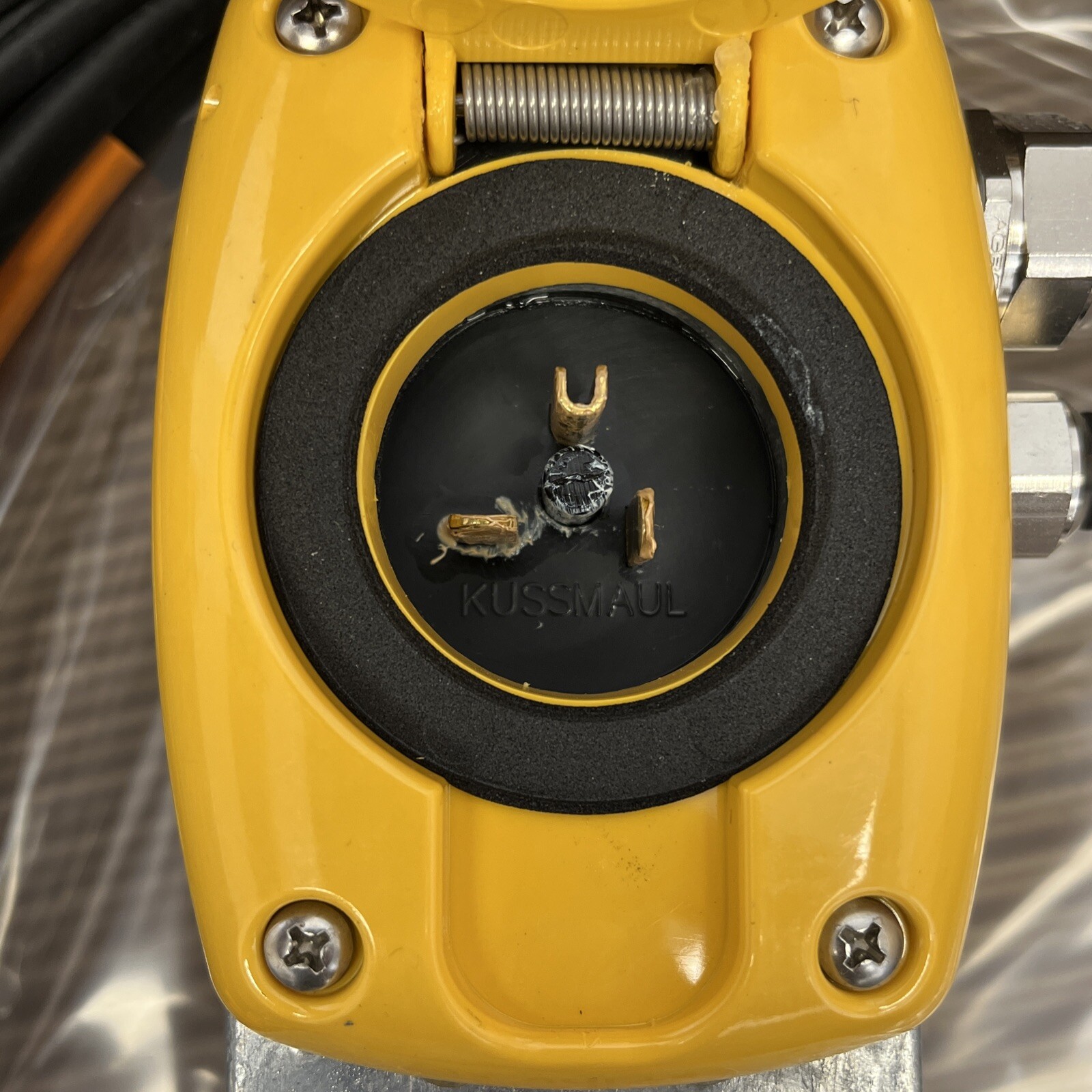 Kussmaul 091-55-20-120-24 Super Auto Eject 20A Shore Power Ambulance 120V 24V