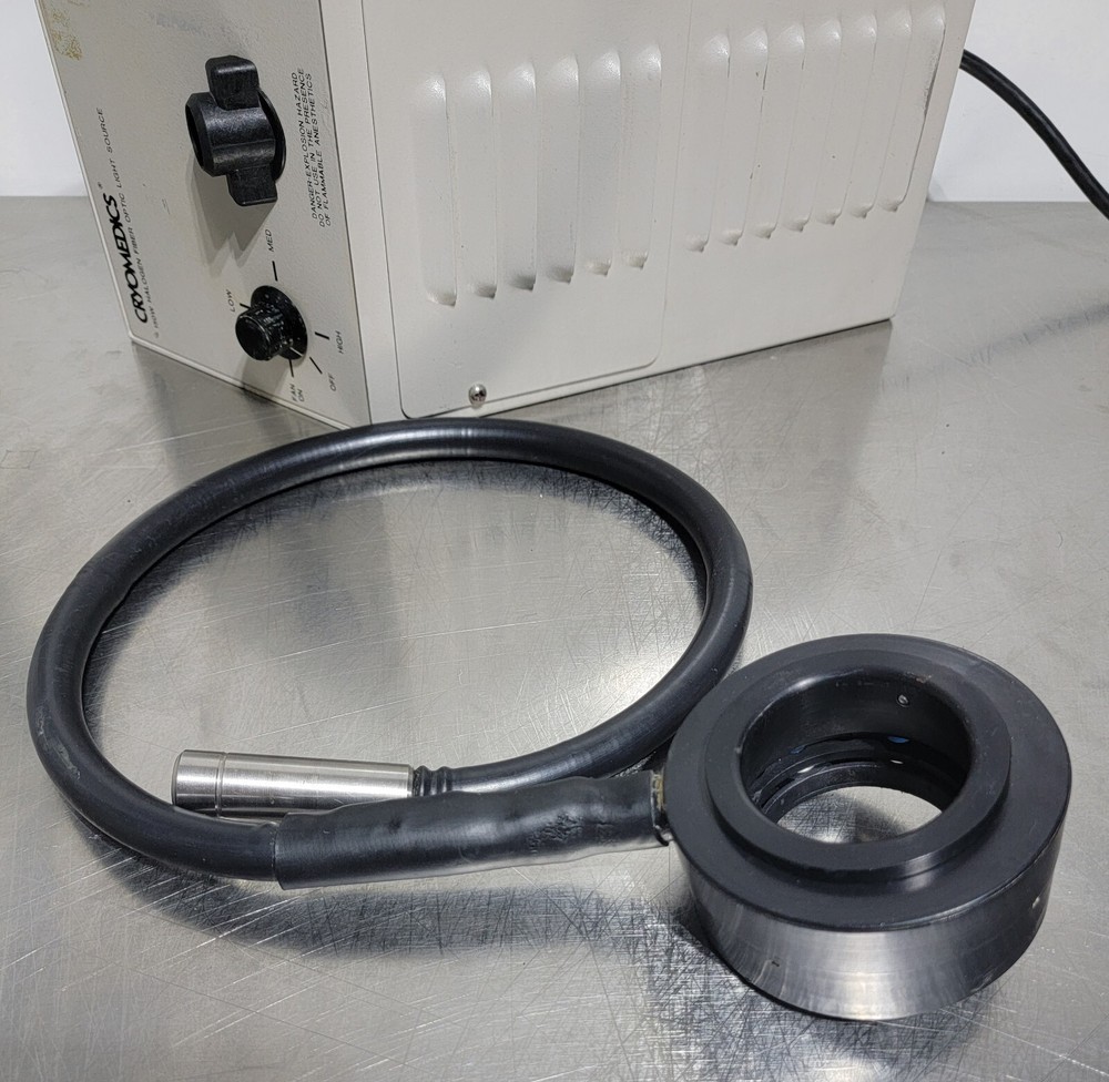 Cryomedics 150W Halogen Fiber Optic Light Source w/ Ring Light