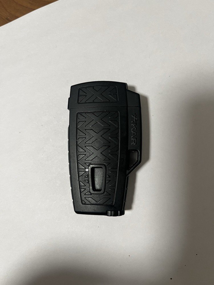 Xikar Triple Jet Torch Lighter (Black)