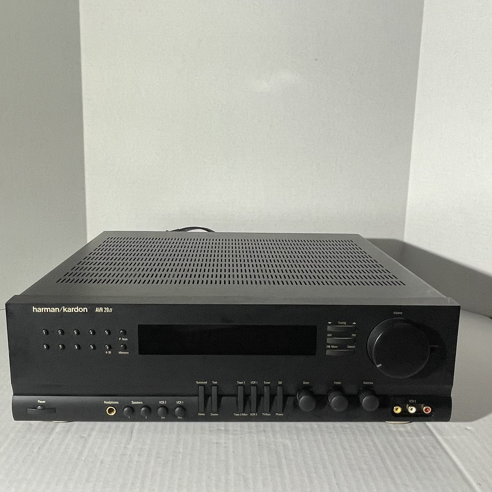 Harmon Kardon AVR20II Receiver TESTED NO REMOTE