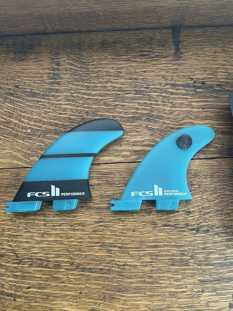 FCS II Performer Tri-Quad(5fins) Medium