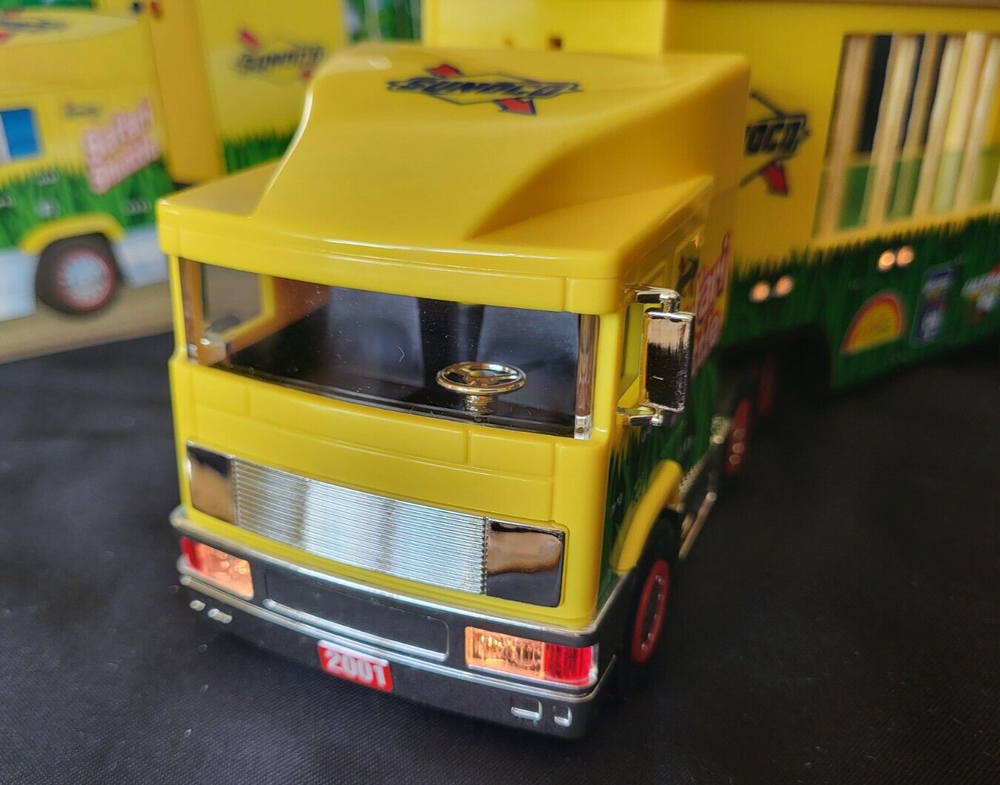 Safari Shuttle 2001 Sunoco 8th in Series With 2 Trailers