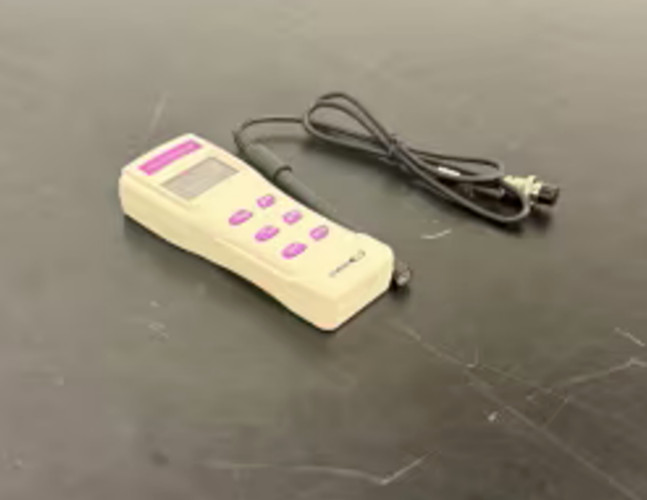 VWR 89094-958 TRACEABLE EXPANDED RANGE CONDUCTIVITY METER