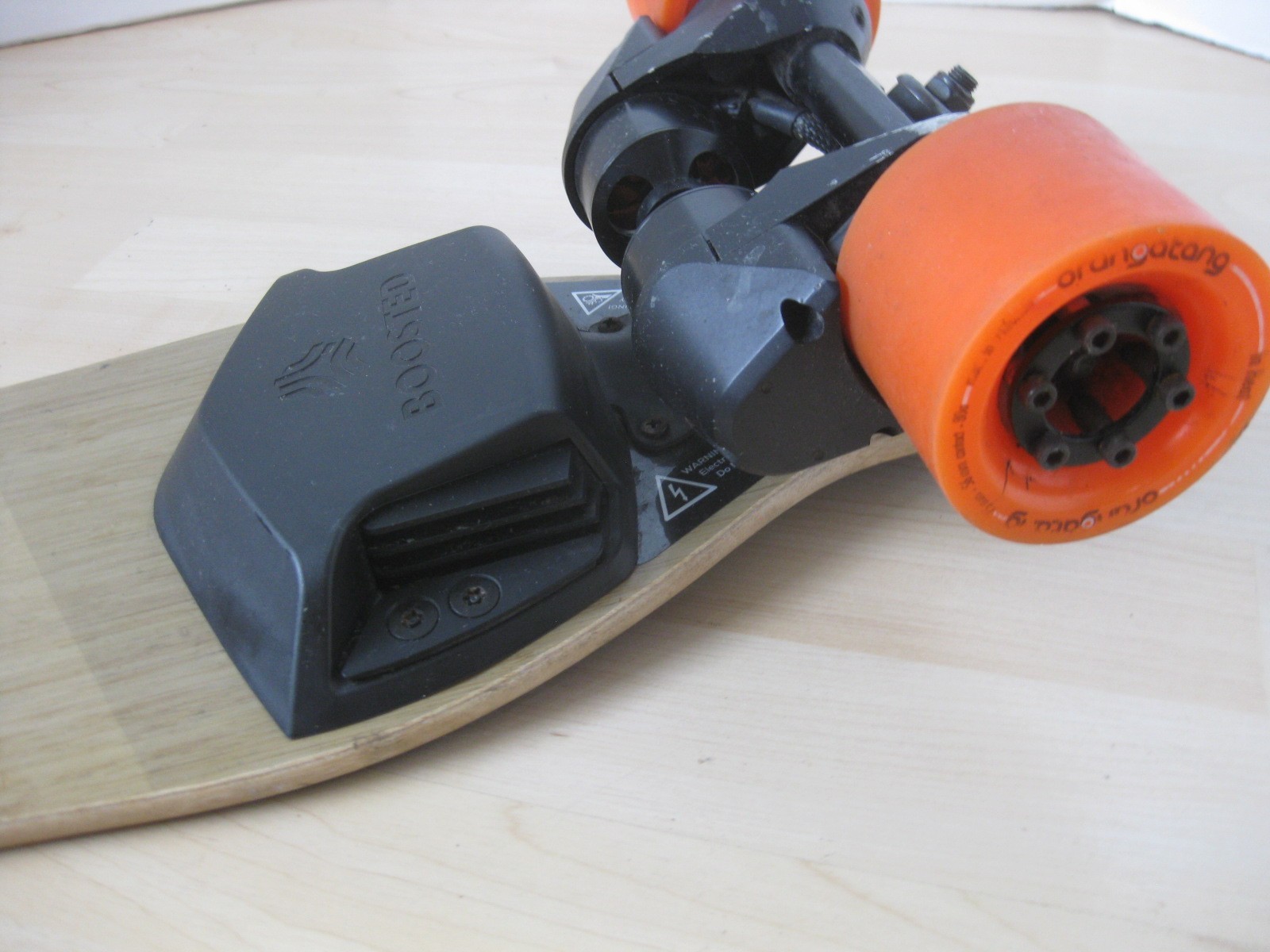 Boosted Board V1 Electric Skateboard with Remote & Charger –FOR PART ONLY