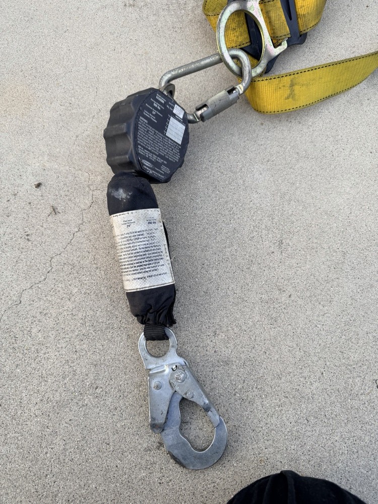 WERNER BANTAM 6 6' COMPACT RETRACTABLE LIFELINE With EXTRAS