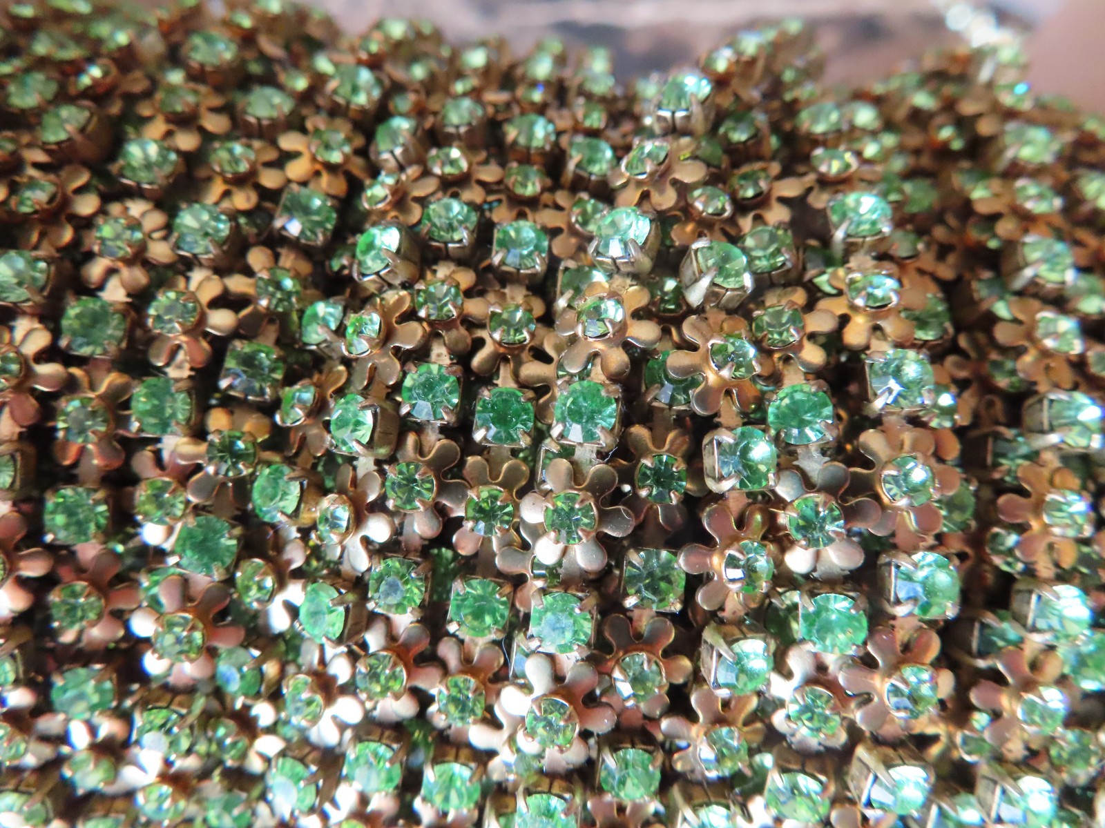 3 Feet Swarovski Rhinestone Brass Daisy Chain 24 & 18pp Peridot.