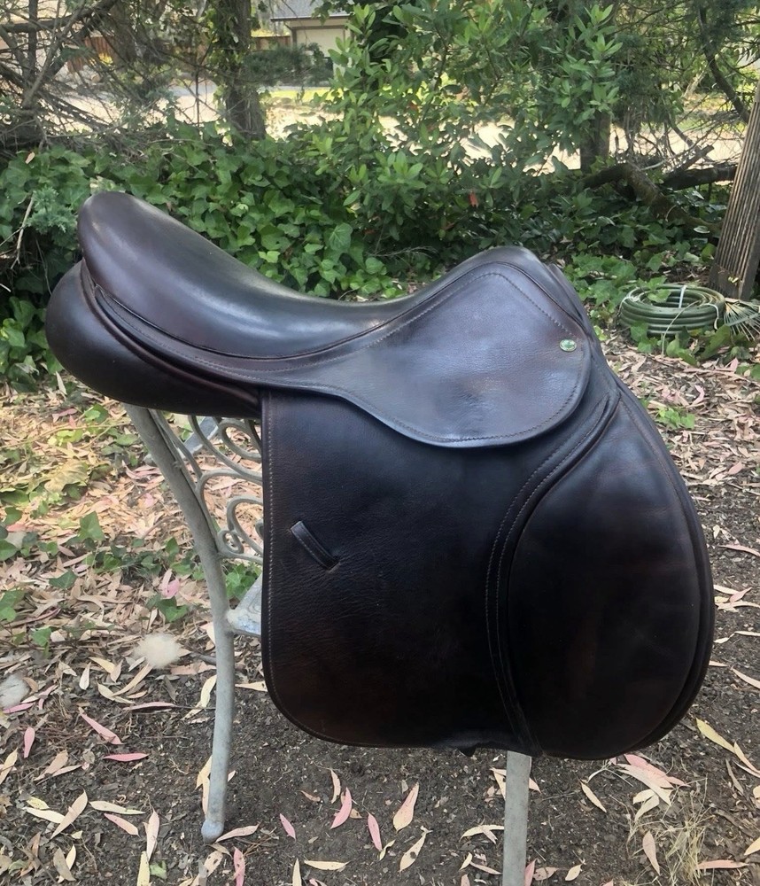 County Saddlery Solution H/J Jumping Saddle 17" Medium Tree