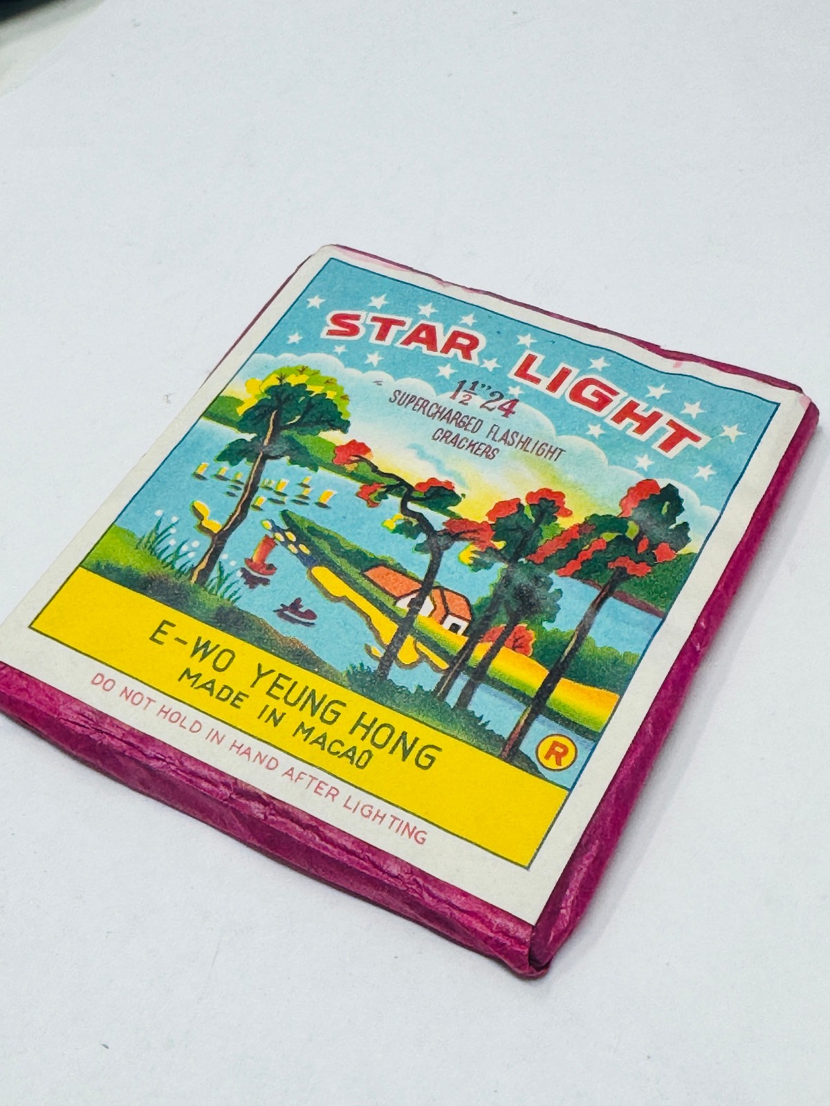 Vintage Fire Cracker Label STAR LIGHT 1 1/2" 24 Macao Pink